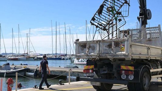 À Hyères, impressionnante opération ports propres