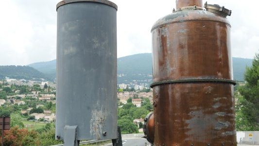 Pays de Grasse : high tech et activités traditionnelles assurent le développement