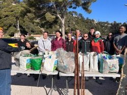 Plus de 81 kilos de déchets ramassés dans les anses toulonnaises
