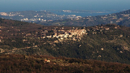 SAINT CÉZAIRE SUR SIAGNE : 83 100 € pour un ouvrage de soutènement