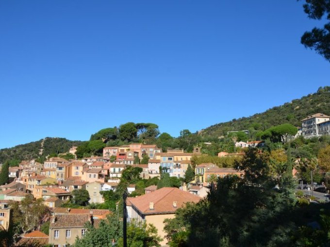 Plus Beaux Villages (…)