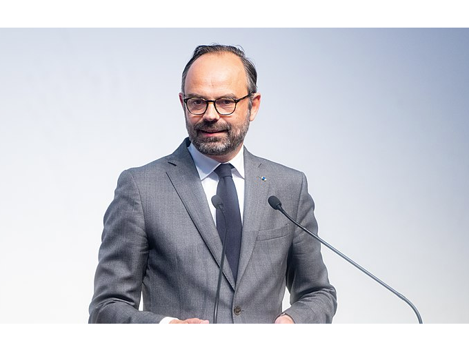 Edouard Philippe tâte (…)