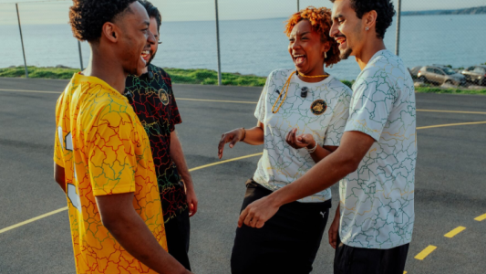 PUMA et l'Olympique de Marseille dévoilent la collection OM AFRICA