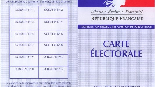 Référendum : d'initiative populaire ou pas, c'est un outil délicat à manier pour le pouvoir