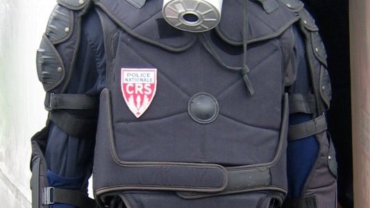 Maintien de l'ordre : l'usage des armes répond à un mode d'emploi précis