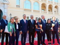 Riviera Electric Challenge 2025 : les champions de la mobilité durable célébrés sur la Place du Palais Princier
