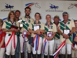 Sports Équestres : Les cavaliers de Mougins (06) en Or aux championnats de France !