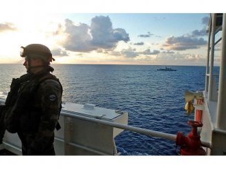 La Marine nationale lutte contre les trafics illicites dans le golfe de Guinée