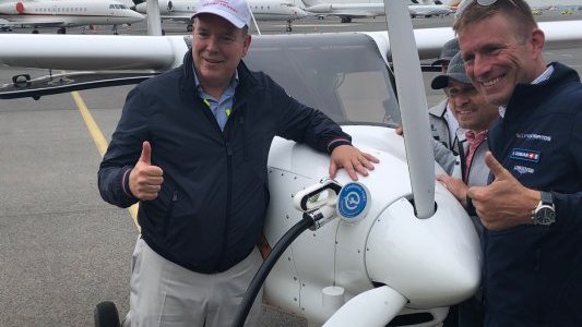 L'aéroport Nice Côte d'Azur a accueilli le premier vol électrique d'un chef d'Etat !