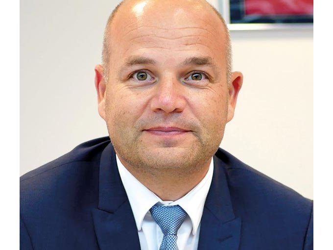 Lionel Canesi vers la (…)