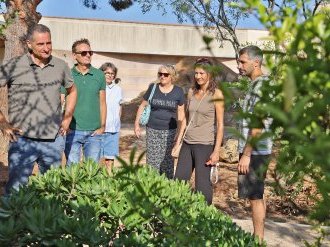 Au Pradet, le groupe scolaire Charles Sandro prend un air de campagne