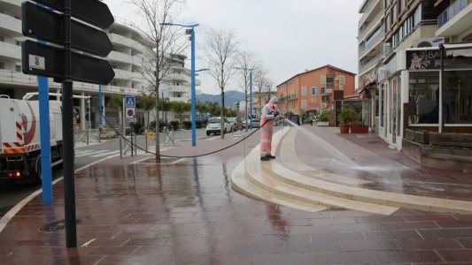 Coronavirus : les rues du département des Alpes-Maritimes désinfectées