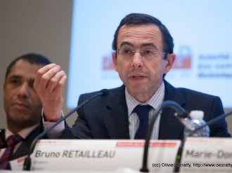 Pour Bruno Retailleau (LR) la stratégie du confinement est insuffisante