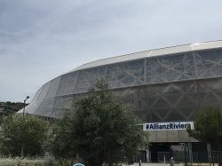 IWG lance un site de coworking insolite au coeur du stade de l'Allianz Riviera