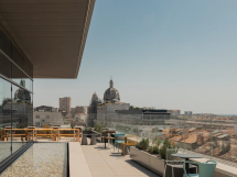 À Marseille, un ancien immeuble de bureaux transformé en hôtel 4 étoiles sur le boulevard des Dames