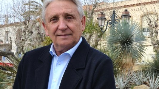 Gil Bernardi : « Les errances d'un pays qui s'escrime à rechercher un consensus »