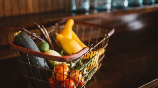 Le Cannet lance deux services "drive" alimentaires pour les personnels soignants et les seniors