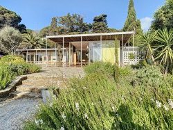 La célèbre Villa Dollander, dessinée par Henri Prouvé est à vendre