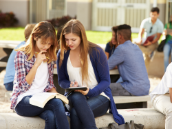 Tout savoir sur le prêt étudiant garanti par l'État