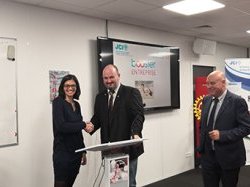 Transmission de l'action BOOSTER ENTREPRISE par la JCE ASA au ROTARY de Sophia-Antipolis