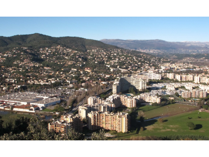 MANDELIEU LA NAPOULE (…)