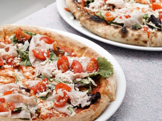 À Nice, un concours de pizzas inédit réunit chefs, pizzaiolos et influenceurs au Château de Crémat
