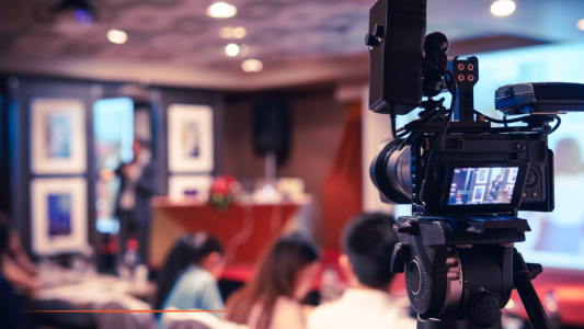 Prix Sakharov : Andrzej Poczobut et Mzia Amaglobeli lauréats 2025