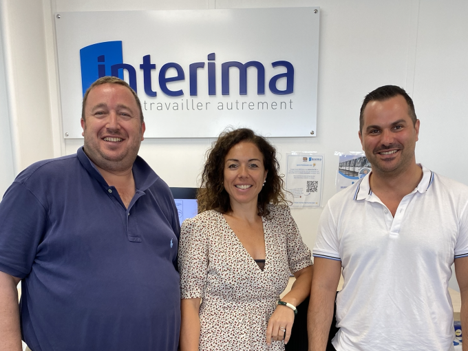 Interima : Pionnière (…)