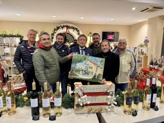  Le peintre Robert Semelle immortalise la Cave des Vignerons