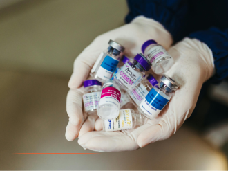 Nice : Une jeune femme meurt après une injection esthétique illégale, deux femmes écrouées