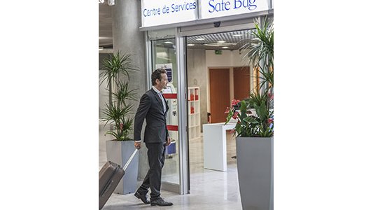 L'Aéroport Nice Côte d'Azur propose avec Tripperty un service de consigne pour les objets interdits en cabine