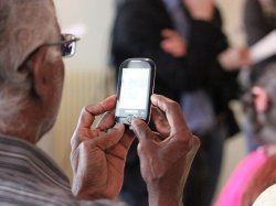 A Nice, près de 36 500 seniors contactés par un réseau de bienveilleurs