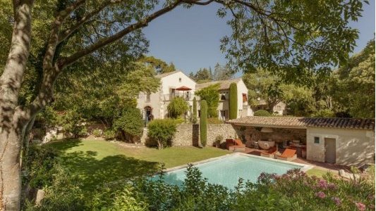 À Saint-Rémy-de-Provence, Sylvestre Wahid relance le Mas de l'Amarine avec une double ambition gastronomique