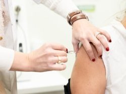 "Contre la grippe, il faut se faire vacciner le plus tôt possible" prévient Guillaume Mouchotte