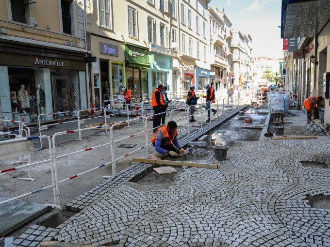 Cannes : Rénovation, (…)