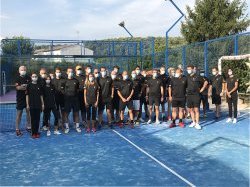 Padel : les Petites Affiches marquent des points