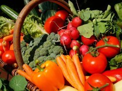 Les trois marche ?s alimentaires traditionnels cannois rouvrent samedi 18 avril 