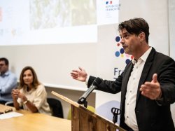 À Grasse, la filière des plantes à parfum prépare sa relève