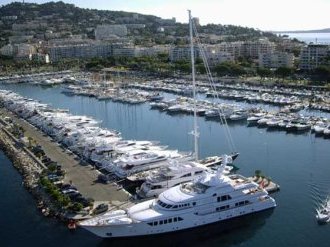CANNES : Requalification des espaces publics et réhabilitation de locaux