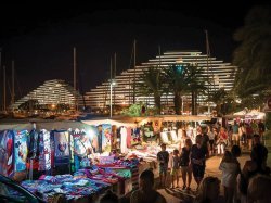 Les marchés nocturnes de l'été à Villeneuve Loubet !