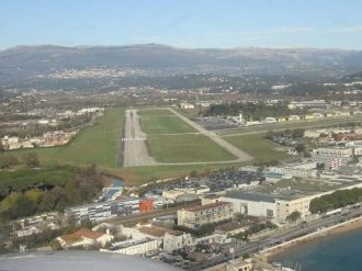 Aéroport Cannes-Mandelieu : Le Gouvernement abandonne la trajectoire Nord-Ouest, "une victoire pour le Pays de Grasse et ses habitants"