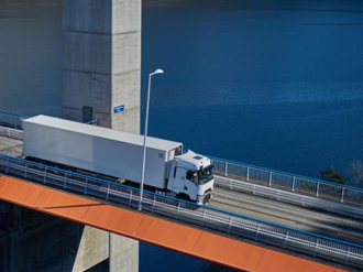 À Marseille, Renault Trucks a fait découvrir les métiers du poids lourd