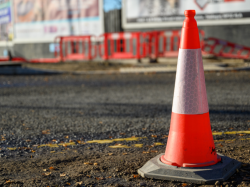 Publication du décret relatif au seuil de dispense de publicité et de mise en concurrence préalables pour les marchés de travaux