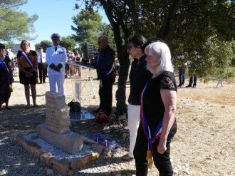 Une stèle érigée en mémoire de Jean-Mathieu Michel