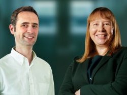 nLighten nomme Dame Dawn Childs au poste de CEO et Matthew Harris au poste de CFO