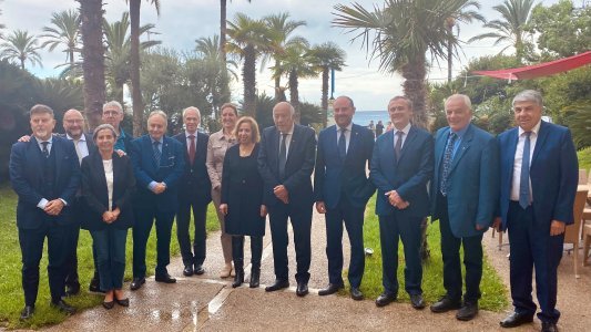 Création d'un GECT transfrontalier : présentation des travaux d'avancement aux ambassadeurs français et italien 