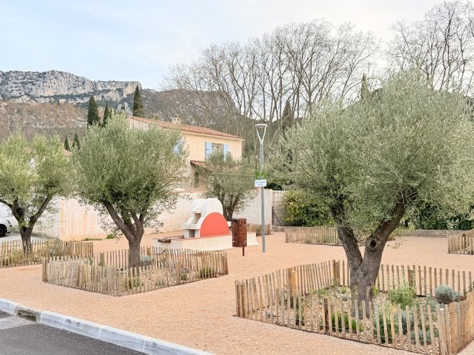 Place des Oliviers à (…)