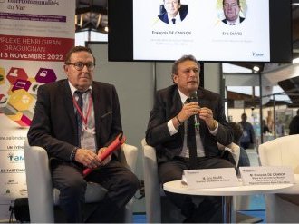  François de Canson présente les dispositifs régionaux aux élus du Var