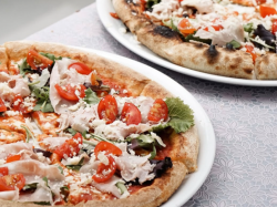 À Nice, un concours de pizzas inédit réunit chefs, pizzaiolos et influenceurs au Château de Crémat