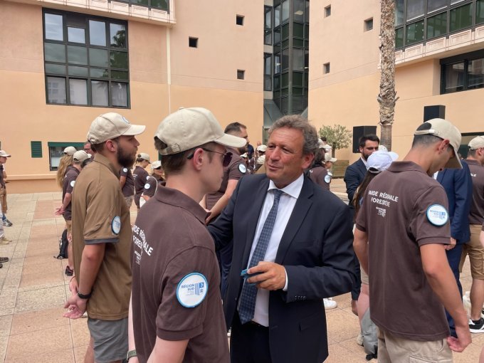 250 jeunes mobilisés (…)